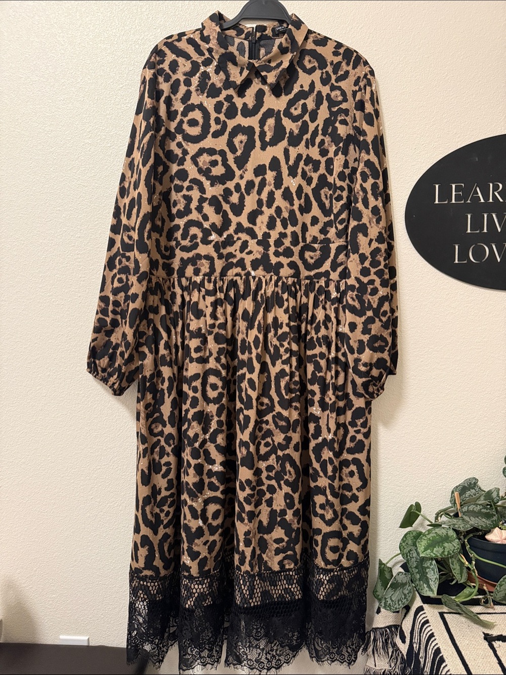 Leopard Print Collared Casual Midi Dress - Tan and Black